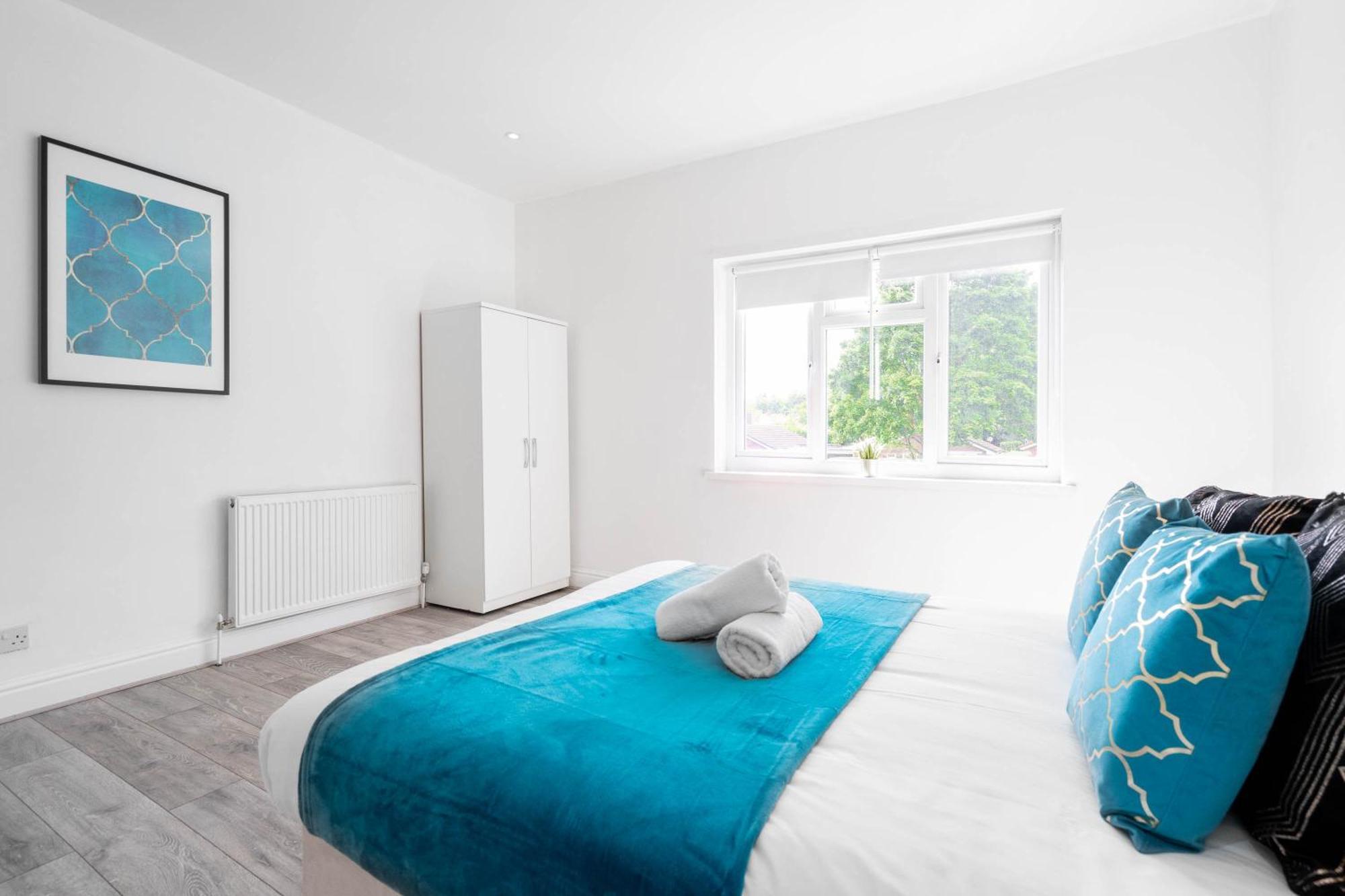Five Bedroom Townhouse - Near City Centre - Edgbaston - On Street Parking - Wifi - Netflix - 974P Birmingham Esterno foto